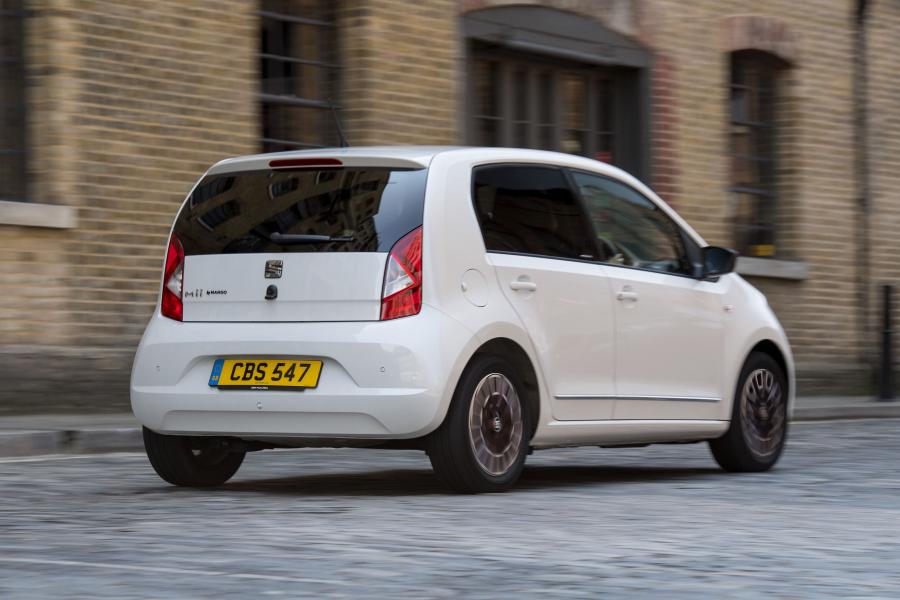  Seat Mii by MANGO 5-Door 2016 года  (UK) (фото 18 из 30)
